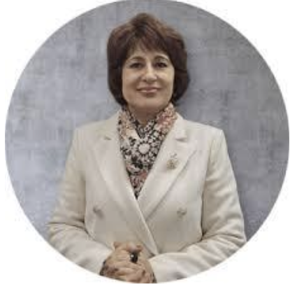 Диана Господинова